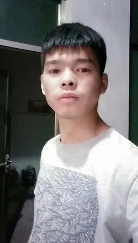陪伴一生的第一张照片--渭南闪婚服务中心